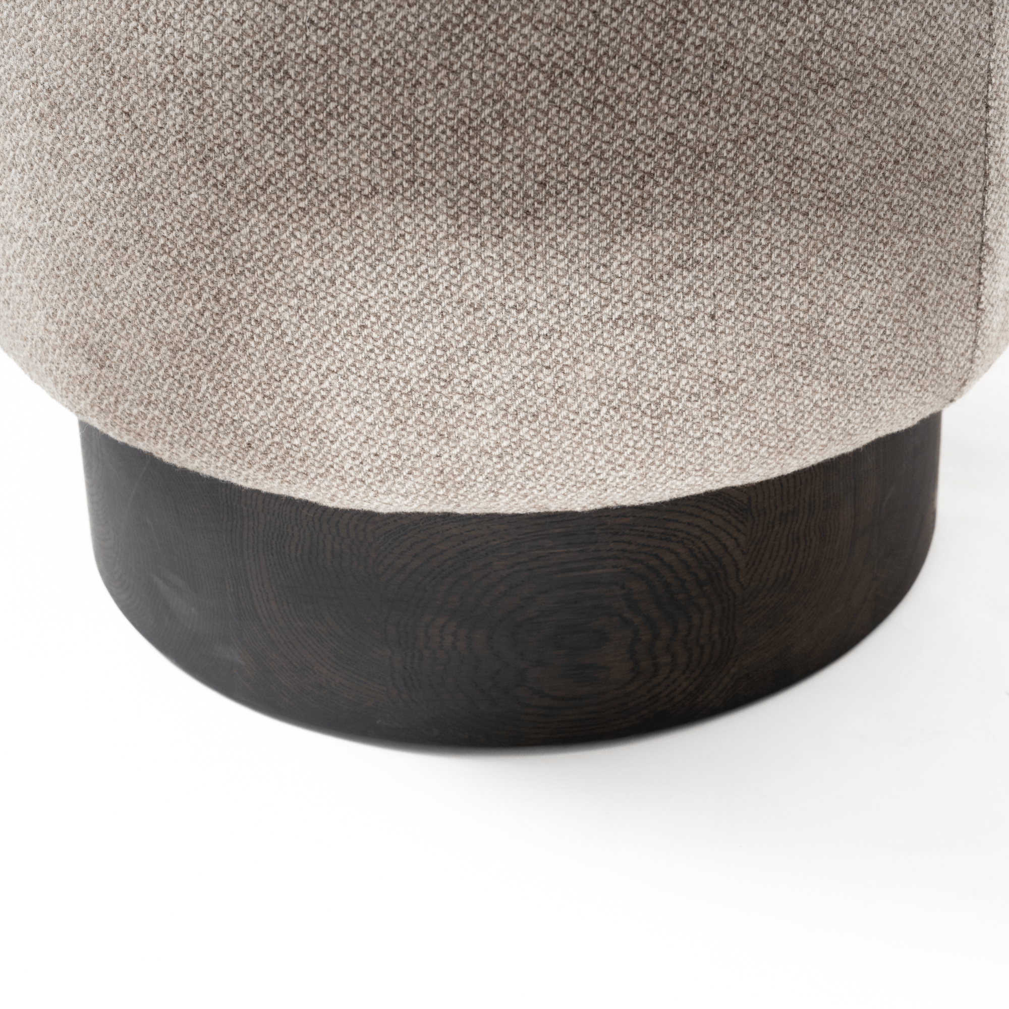 Valentine Pouf